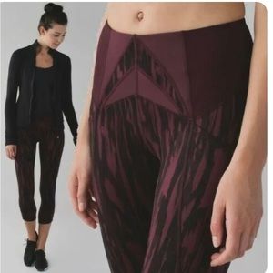 Lululemon Exquisite Crop Bordeaux Drama